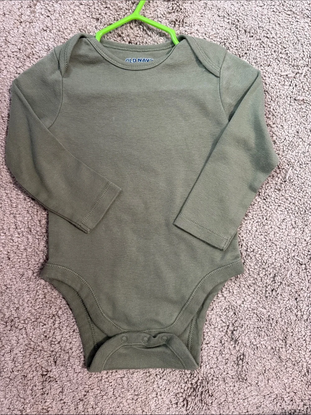 👶 5/$10!! Old Navy (3) Long-Sleeve One-Piece Bodysuits - Olive, Mustard, White